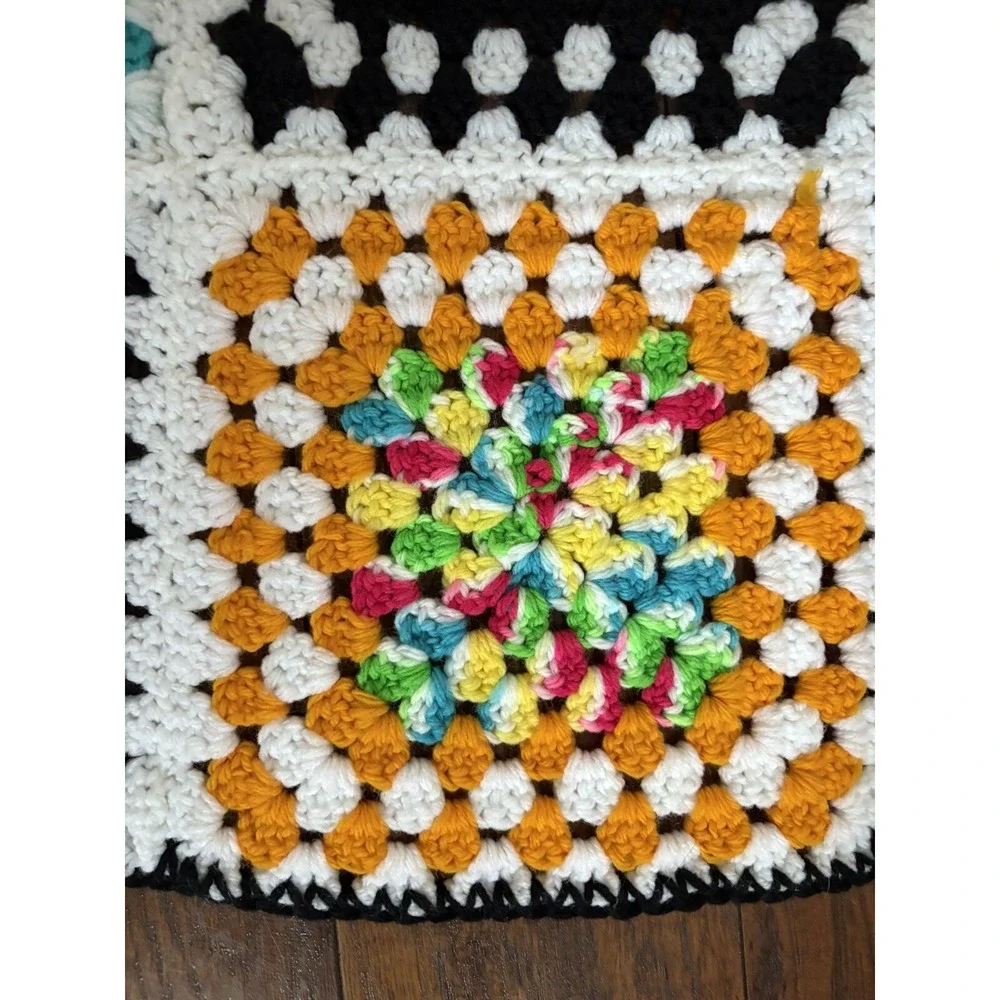 Vintage Crocheted Black Granny Square Afghan‎ Throw